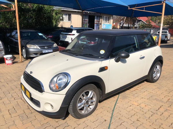 2013 MINI COOPER 1 2013 1.6  STANDARD 4-CYLINDER
