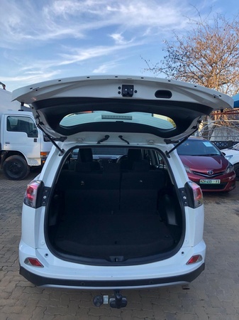 2018 TOYOTA RAV 4 2018