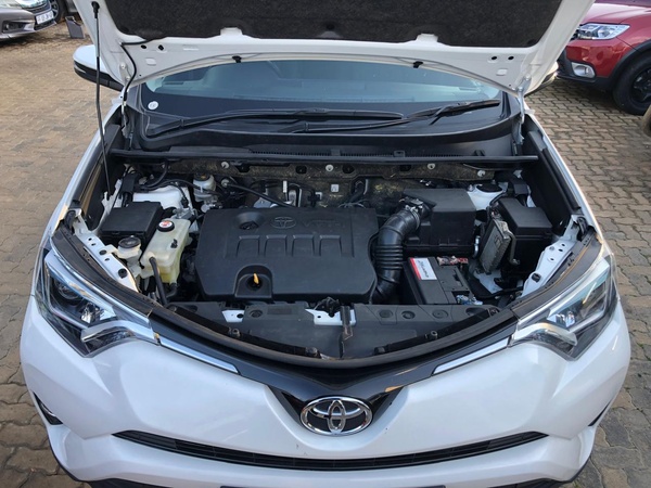 2018 TOYOTA RAV 4 2018