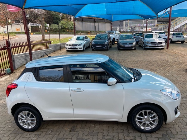 2022 SUZUKI SWIFT 2022