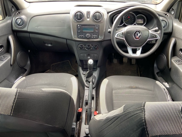 2017 RENAULT SANDERO 2017