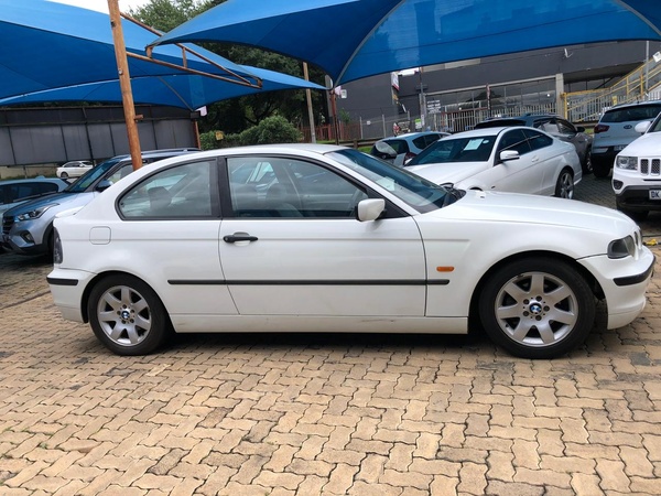 2002 BMW 318i 2002