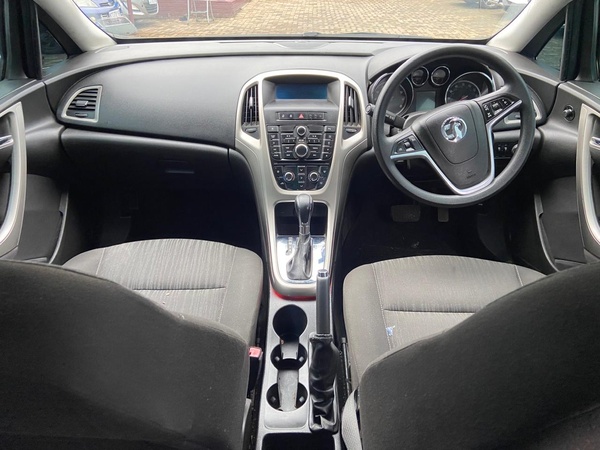 2010 OPEL ASTRA 2010