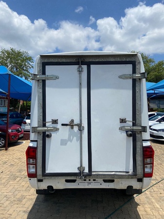 2022 ISUZU KB 250 2022 2.5 TURBO DIESEL
