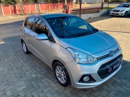 2017 HYUNDAI GRAND I10 2017